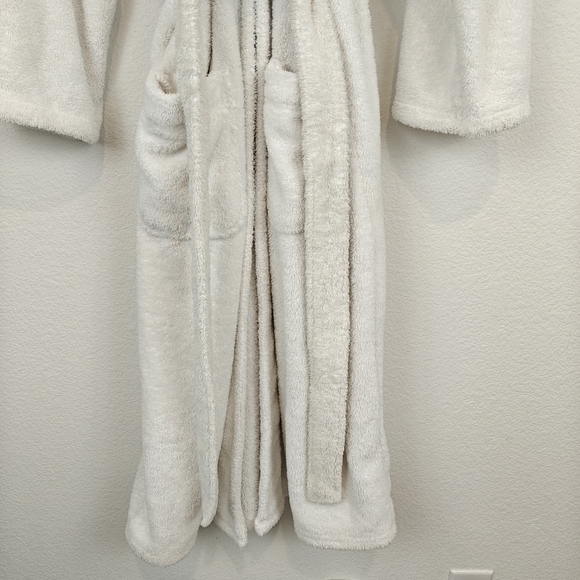 Pottery Barn Unisex White Long sleeve Pockets Belted Robe Size Medium - Picture 2 of 13